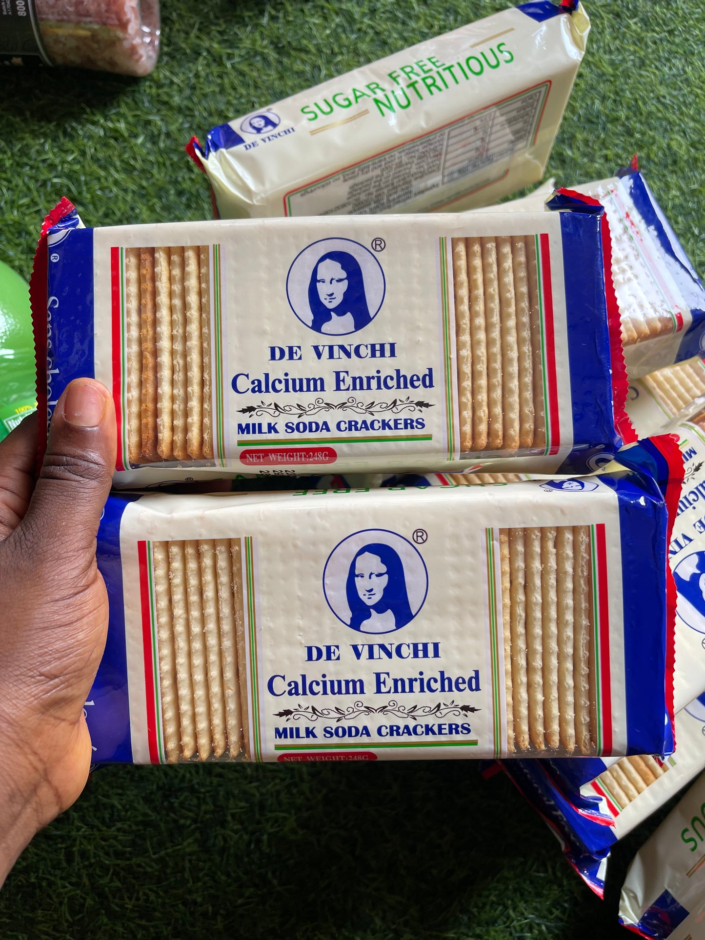 DE VINCHI LOW CALORIE BISCUIT | 248g PER PACK| 60 calories per 100g serving. EXP DATE: Jan 2027