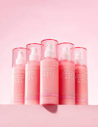 SKIN BY ZARON BRIGHTENING & EXFOLIATING GLOW FACE WASH 200ML