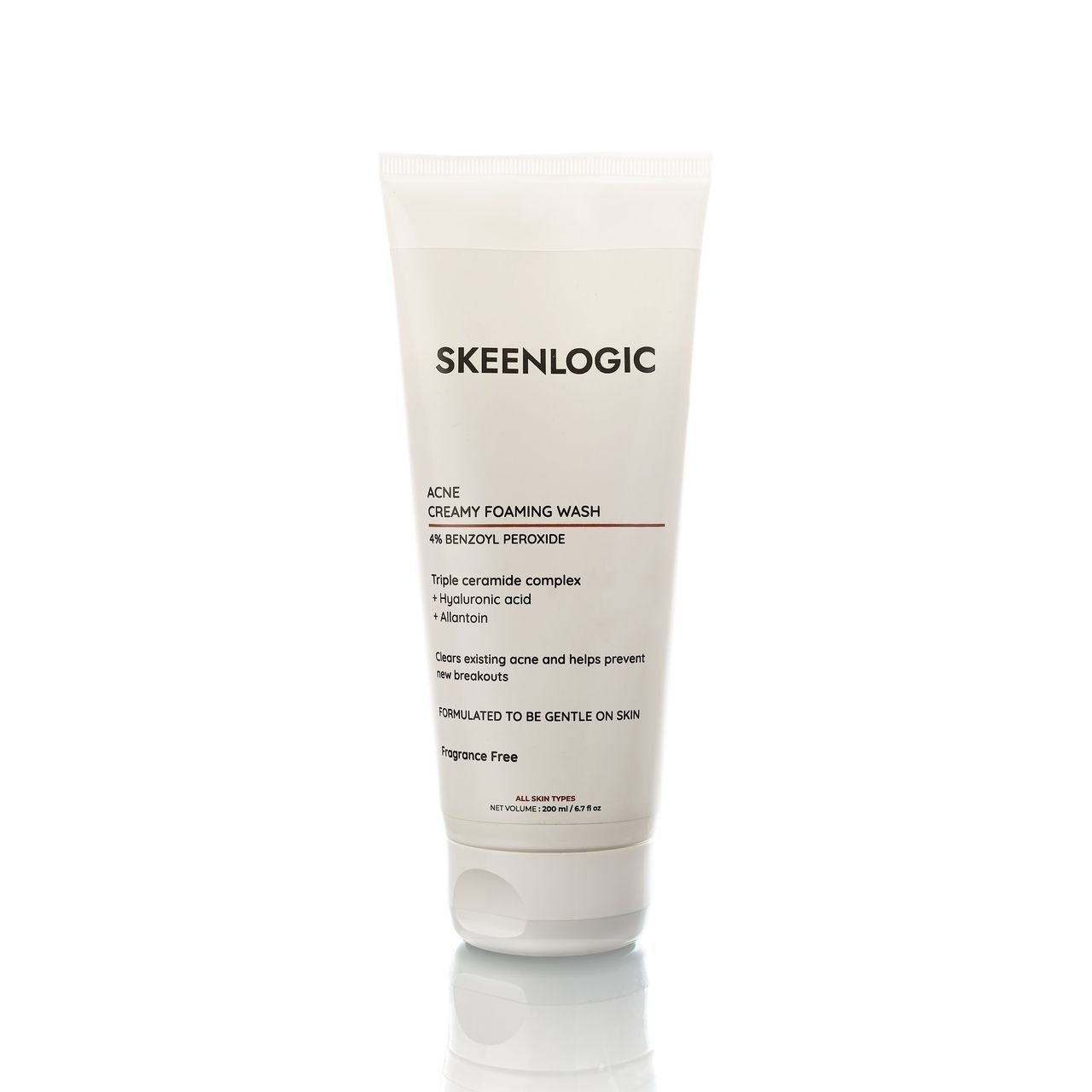 SKEENLOGIC ACNE CREAMY FOAMING WASH 200ml